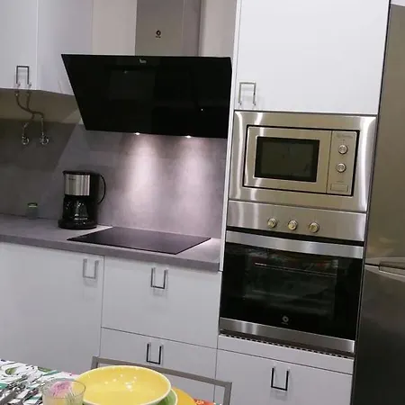 Apartamentos Vigo Apartment *