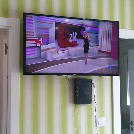 Apartamentos Vigo Apartment *