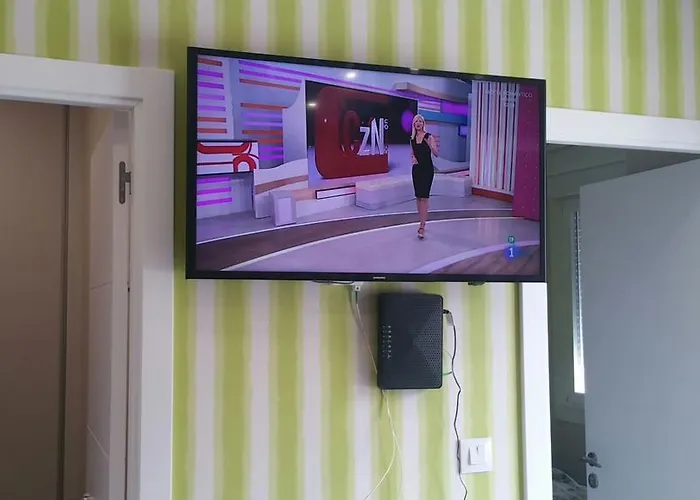 Apartamentos Vigo Apartment *